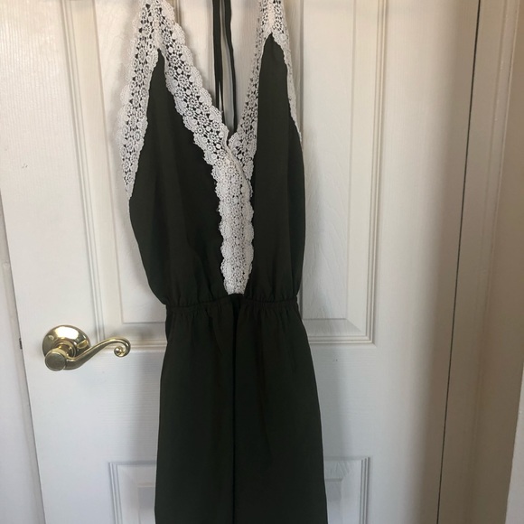 Romper - Picture 1 of 3